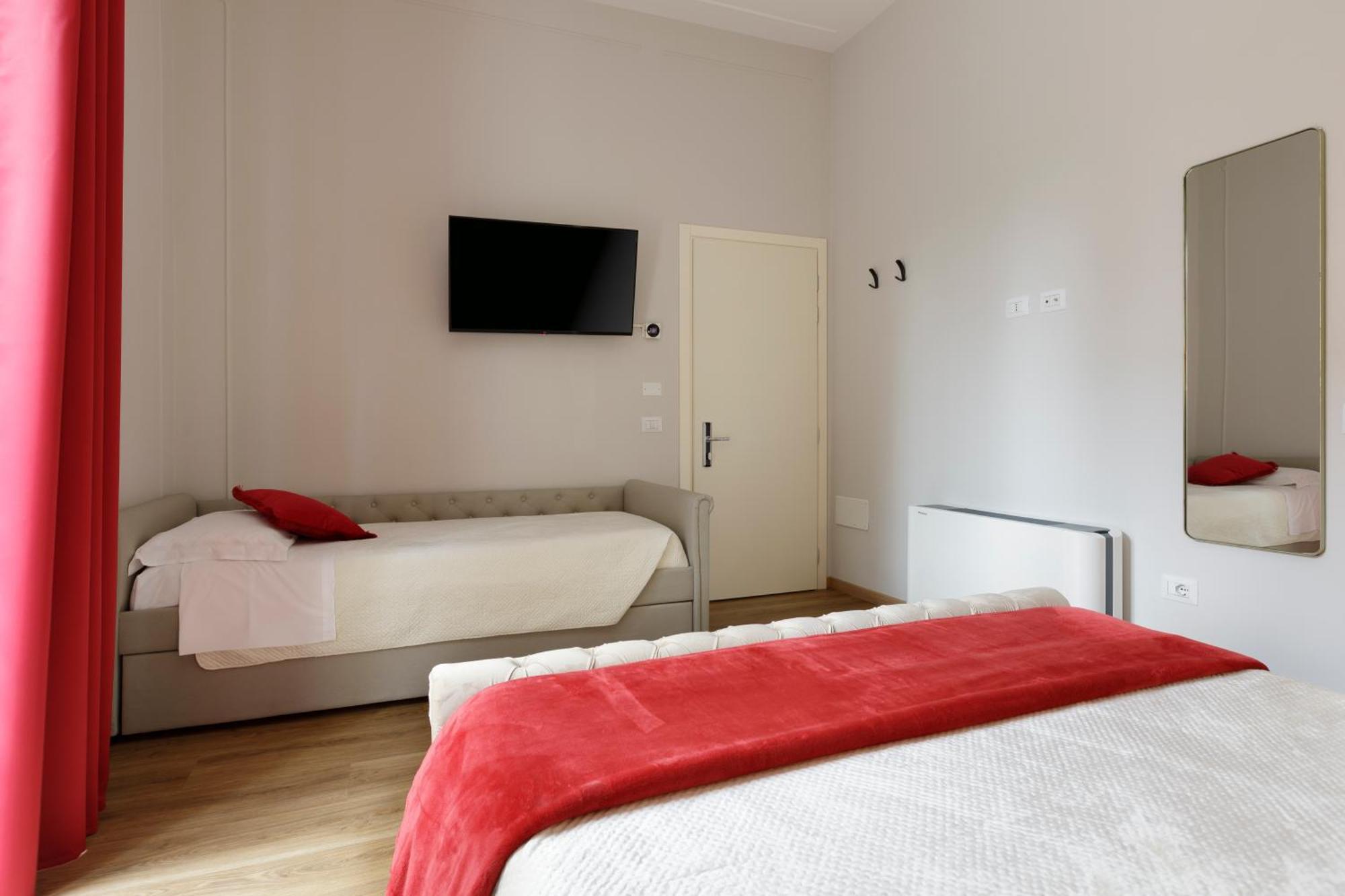 Domus 44 Rooms Verona Esterno foto