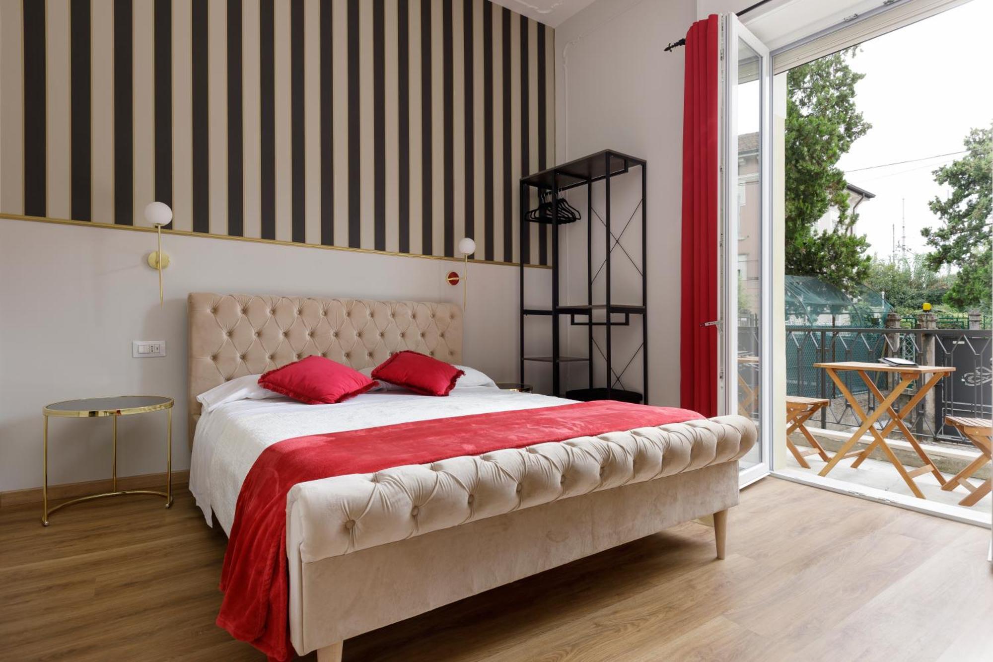 Domus 44 Rooms Verona Esterno foto