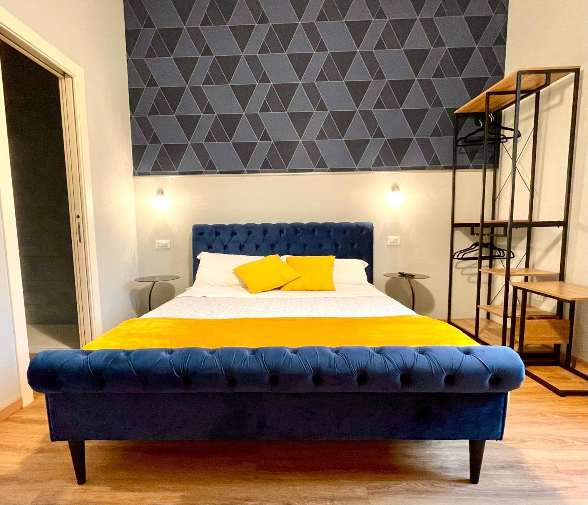 Domus 44 Rooms Verona Esterno foto