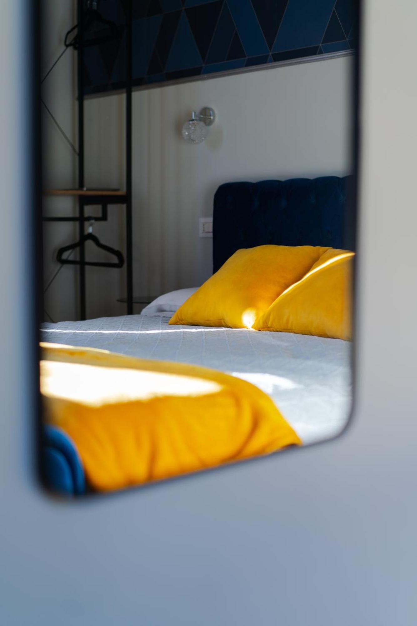 Domus 44 Rooms Verona Esterno foto